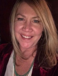 Headshot of Melissa Peterson